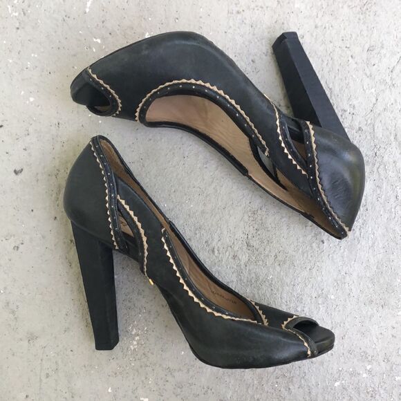 LAMB Heels  - Picture 2 of 8